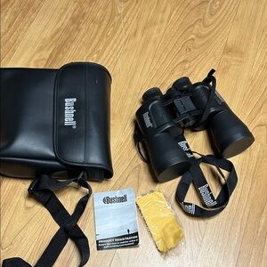 Bushnell power view 20 X 50 Black Binoculars FOV 179 ft with Case